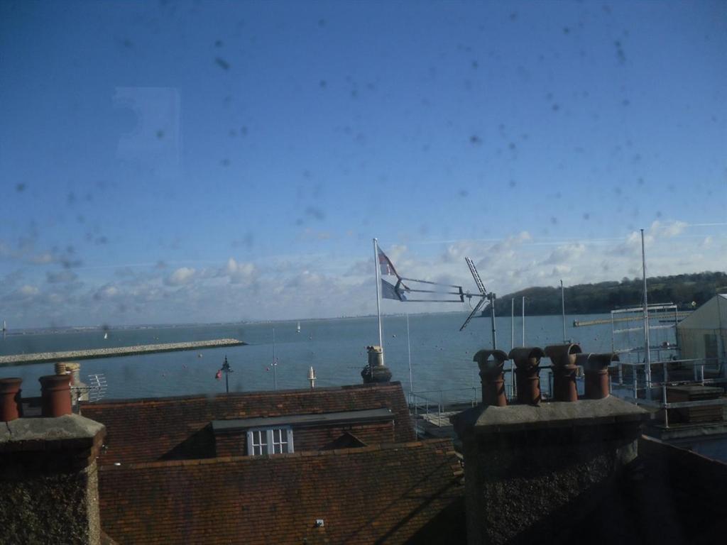 Watch House Barn Hotel Cowes  Buitenkant foto
